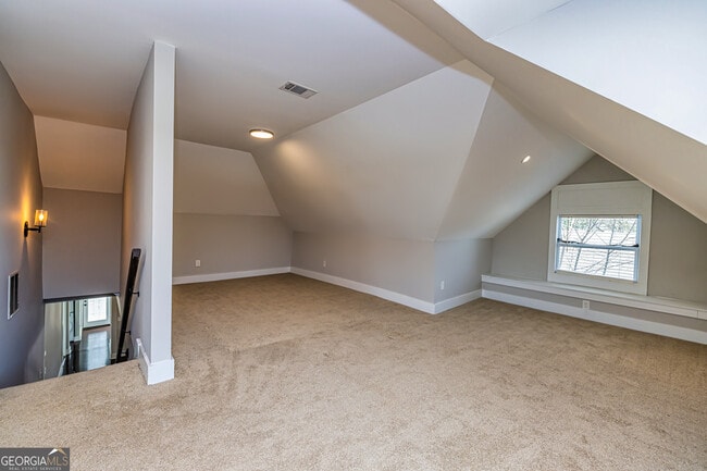 Building Photo - 1678 Dorsey Ave