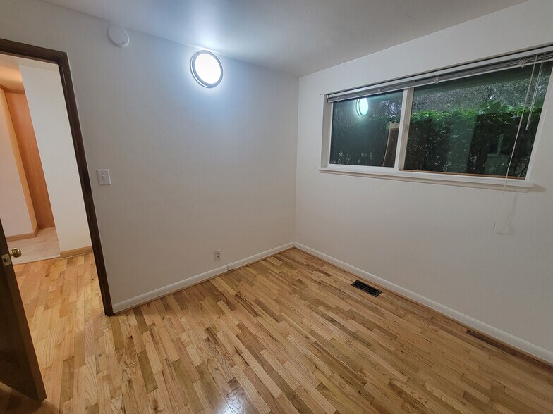 Back bedroom - 13344 23rd Pl NE