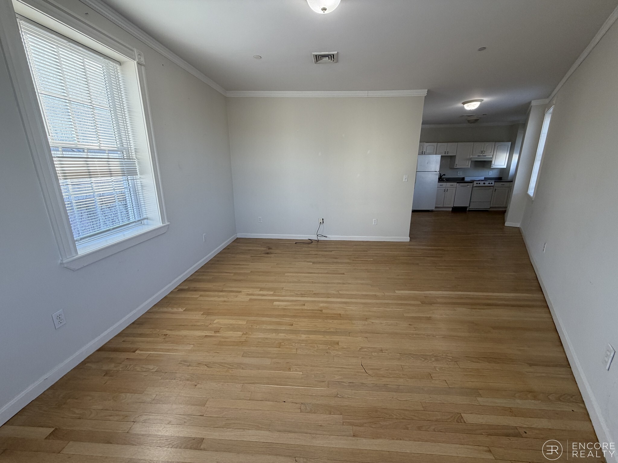 Building Photo - 4 Bishop Allen Dr