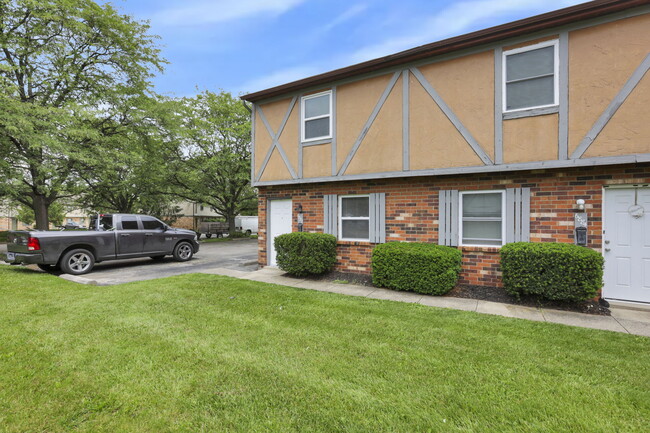 Primary Photo - 6882 Garden Terrace Rd