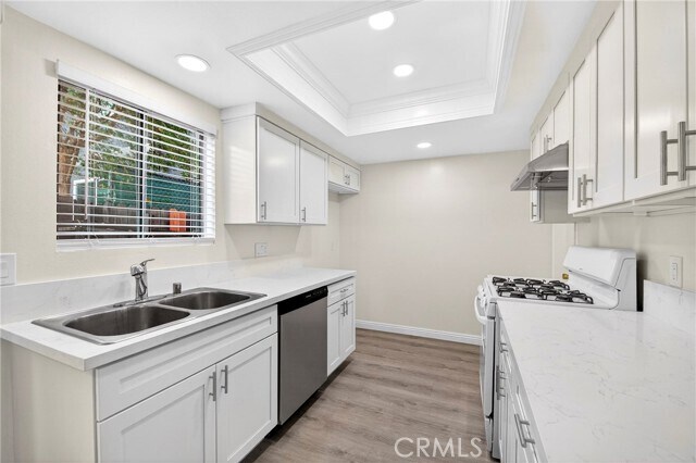 Building Photo - 160 Greentree Ln