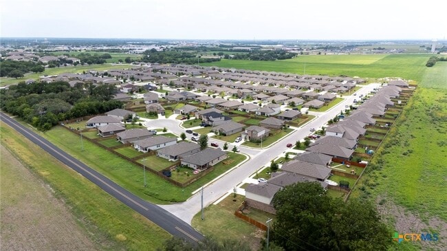 Building Photo - 1444 Acorn Wood