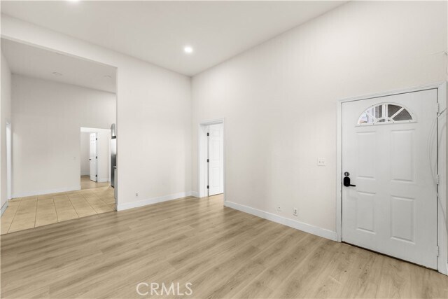 Building Photo - 1333 S Park Ave