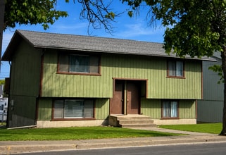 Building Photo - 823/825 2nd St