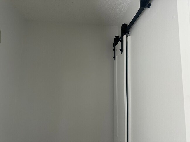 Building Photo - Enjoy Modern Living in This Beautifully Updated 3BR, 1.5BA Durham Home!