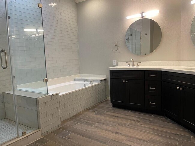 Building Photo - 20803 Lavenderwood Dr