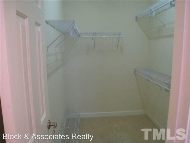 Building Photo - 4 br, 2.5 bath House - 108 Bally Shannon Way