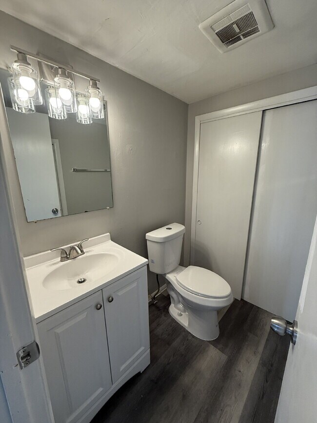 Building Photo - **Move in Special! Inquire now! **Recently...
