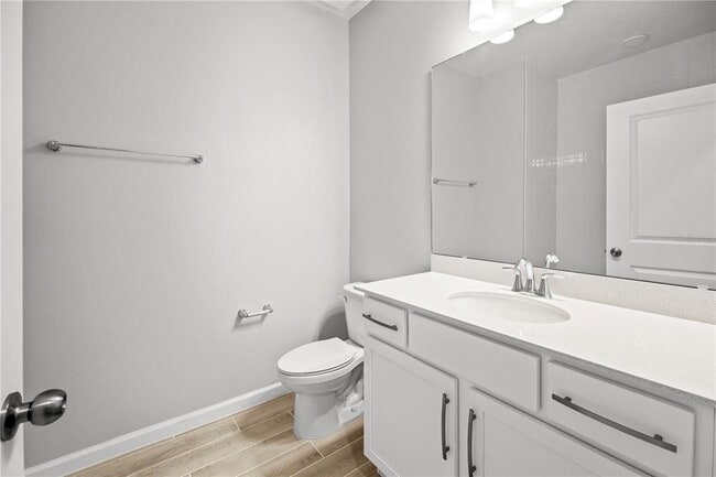 Building Photo - 1367 Mount Royal Dr