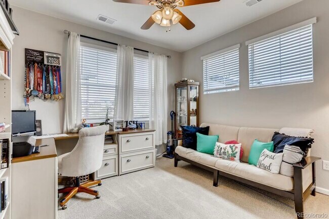 Building Photo - 24886 E Calhoun Plz