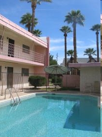 Pool - Fleetwood Apartments