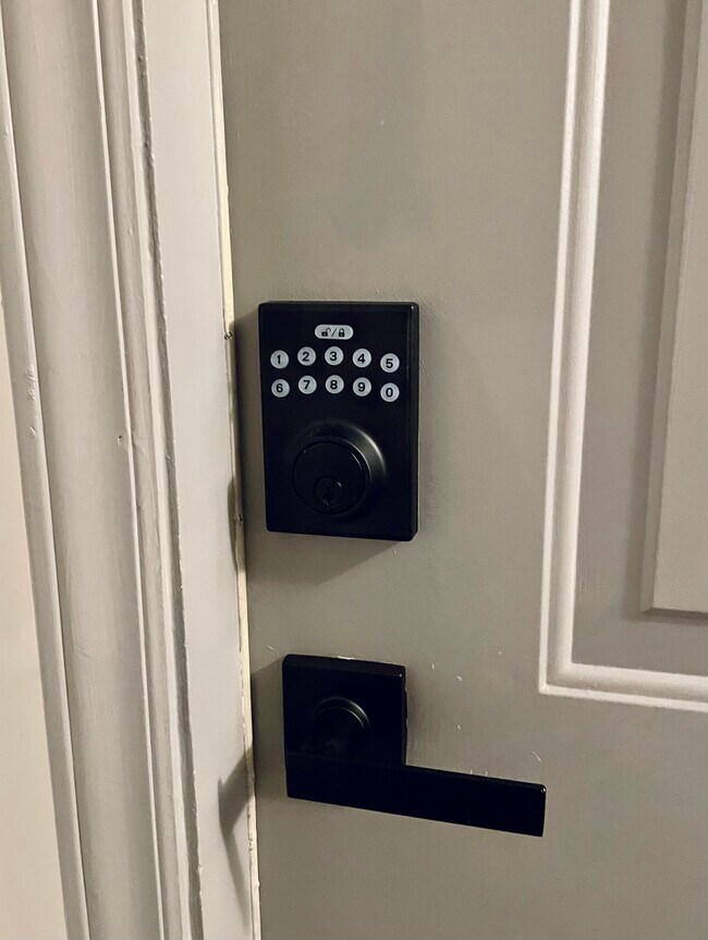 Building Photo - 1231 Ladys Island Dr