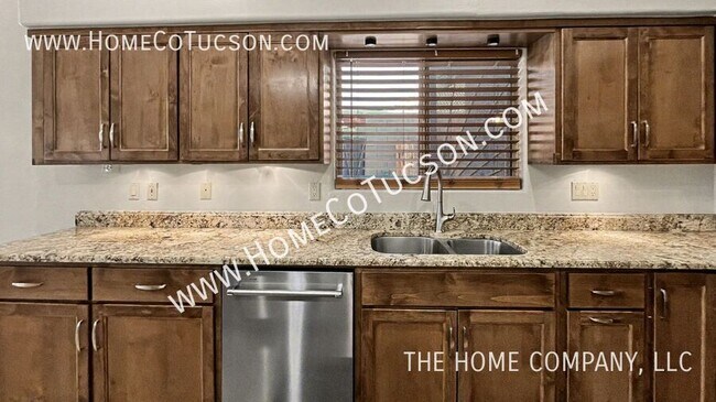 Building Photo - 8245 Crooked Tree Trail