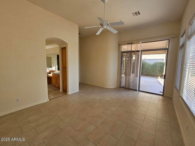 Building Photo - 8443 E Windrunner Dr