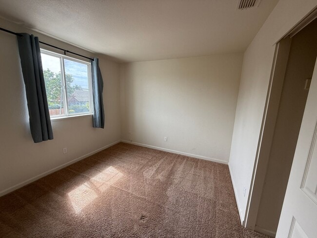 Building Photo - 3812 Oakland Bay Dr
