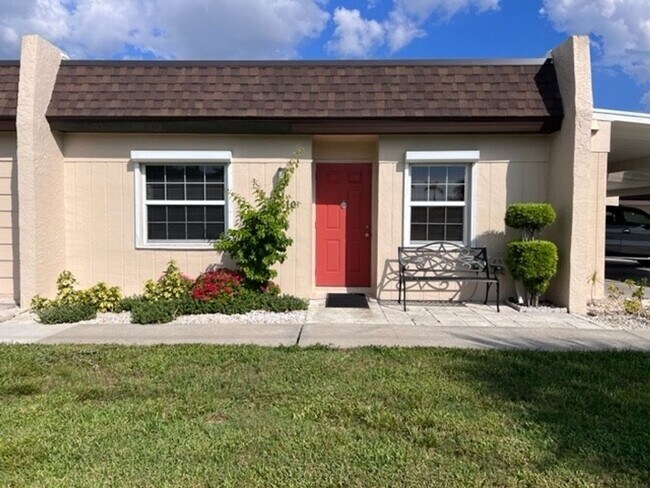 Building Photo - 6300 South Pointe Blvd