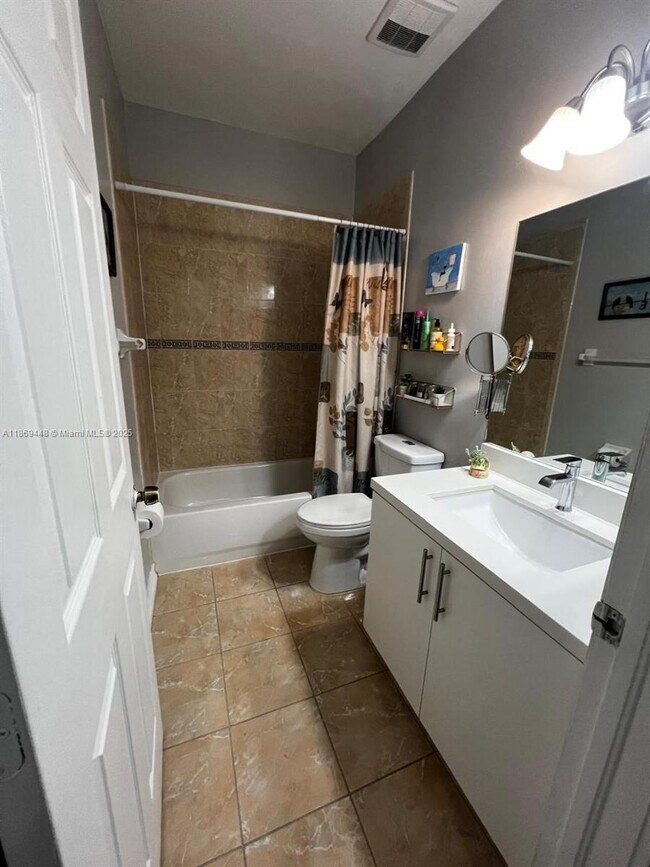 Building Photo - 11504 SW 250th St