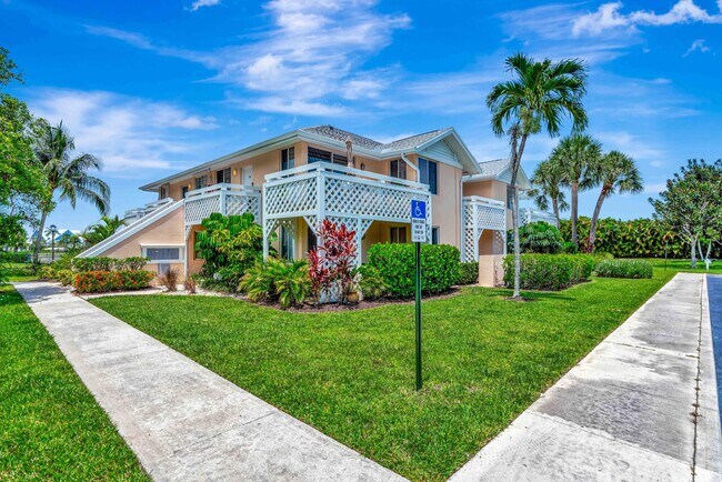 Building Photo - 353 S US Hwy 1