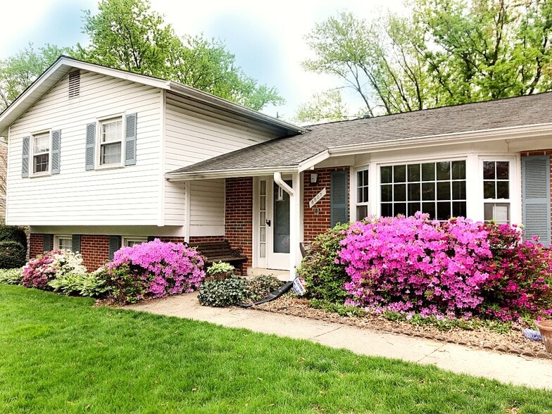 Building Photo - 8507 Woodside Ct