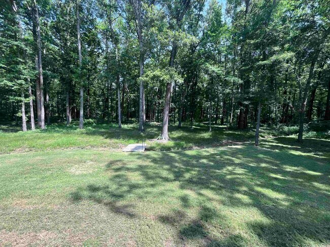 Building Photo - 206 Bridgewood Dr