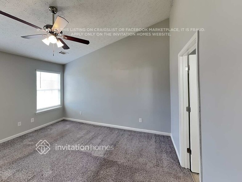 Building Photo - 1720 Courtyard Ln