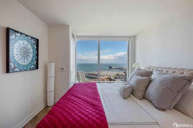 Building Photo - 401 Harrison St