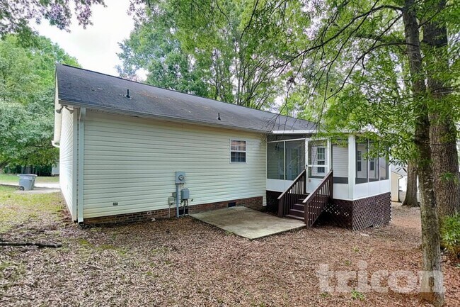 Building Photo - 1614 Barbara Ann Cir