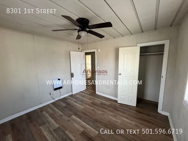 Building Photo - 8301 1st St