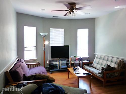 Building Photo - 3 br, 2 bath Triplex - 25 Raymond St 2