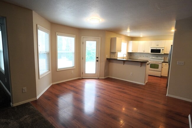 Building Photo - 4764 N Eugene St