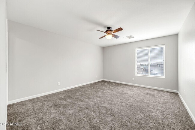 Building Photo - 7859 W Redbird Rd