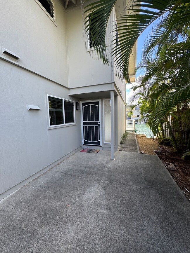 Building Photo - 3/2.5/2 Townhome located in Kuapa Isle-Wat...