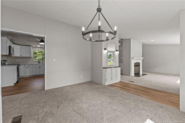 Building Photo - 97 Turf Dr