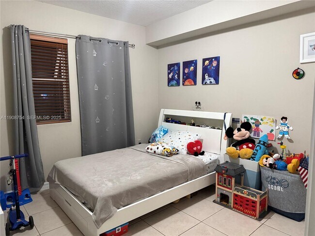 Building Photo - 11060 SW 196th St