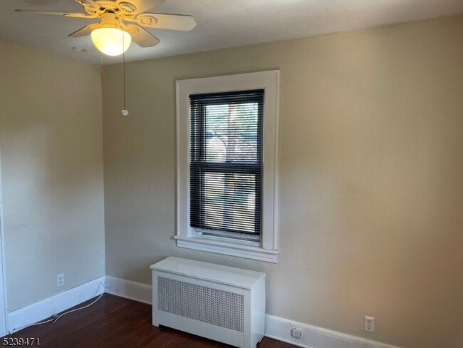 Building Photo - 184 N Bridge St