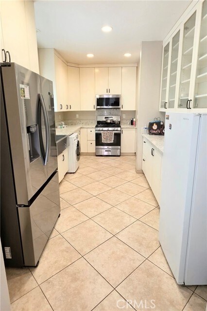 Building Photo - 9038 Primrose