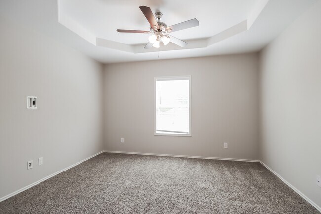 Building Photo - 511 Topsail Way