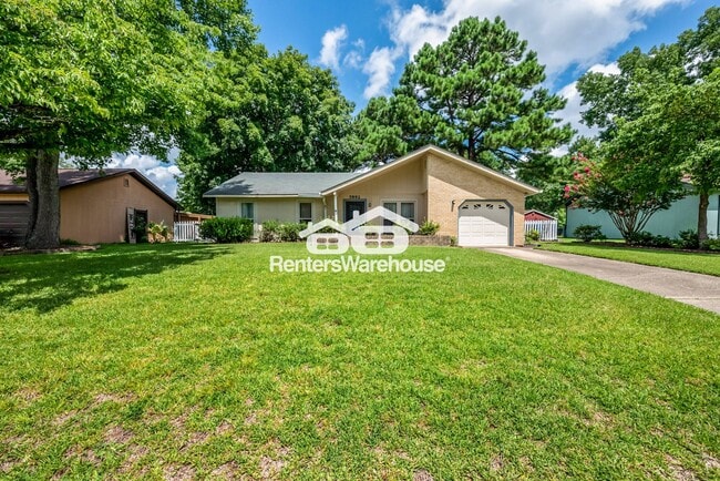 Building Photo - 5892 Connors Dr
