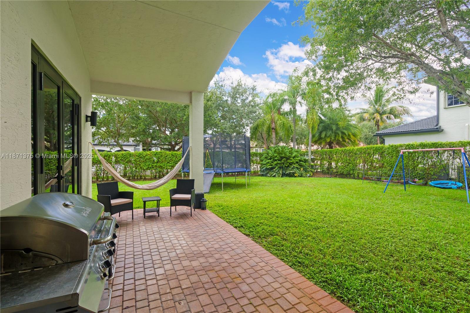 Building Photo - 5478 SW 189th Ave