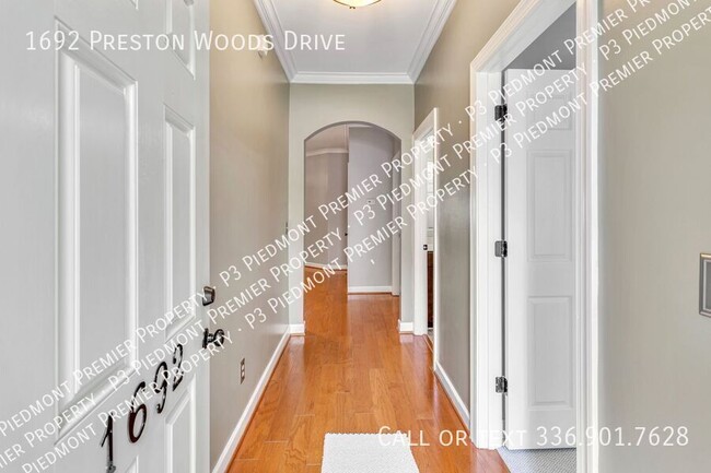 Building Photo - 1692 Preston Woods Dr