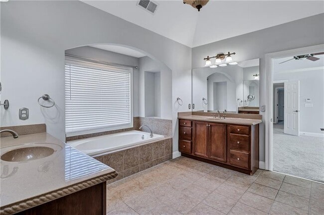 Building Photo - 476 Wallis Farm Way NW