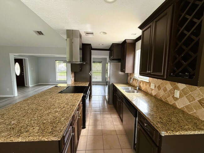 Building Photo - 8814 Stroud Dr