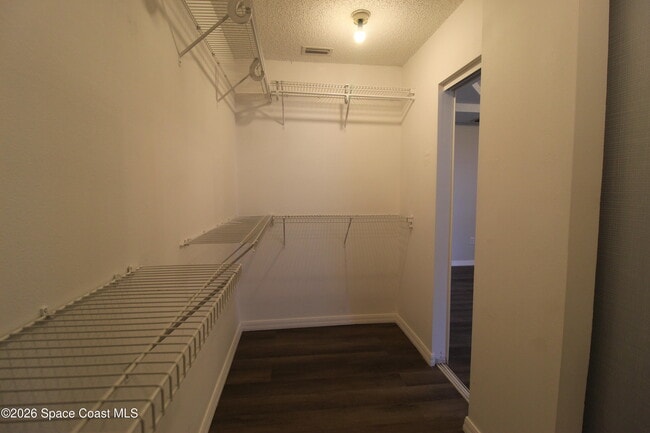 Building Photo - 959 Pine Walk Ct NE