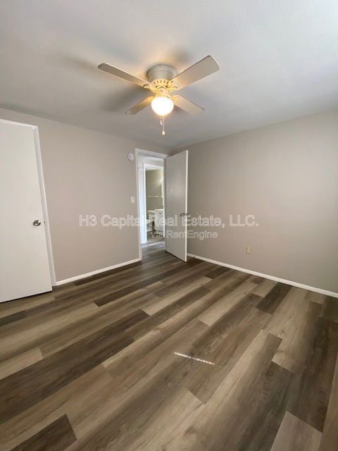 Building Photo - 140 Harnett Ave