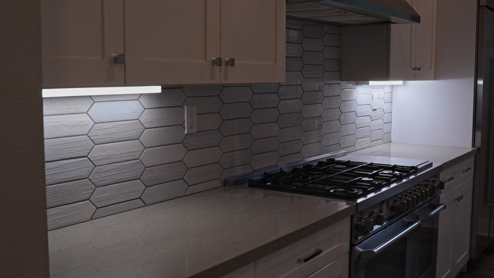 Building Photo - 855 Home Ave