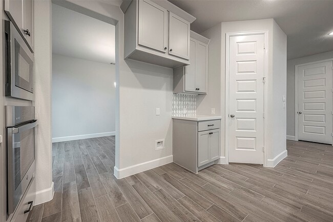Building Photo - 5139 Albany Shores Ln
