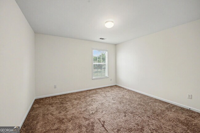 Building Photo - 8330 Grenadier Trail