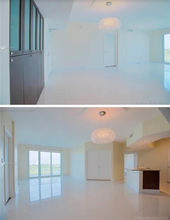 Building Photo - 20000 E Country Club Dr