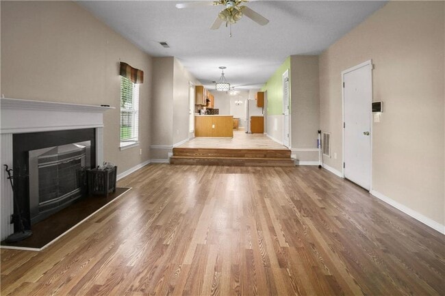 Building Photo - 2224 Eagles Nest Cir