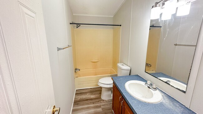 Building Photo - 11758 E Old Oak Trail